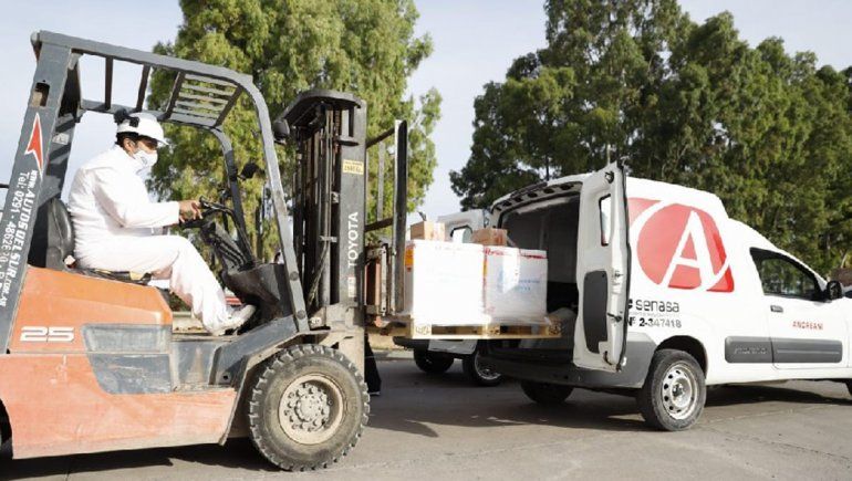 La vacuna contra el COVID-19 ya está en Río Negro y comenzó la distribución