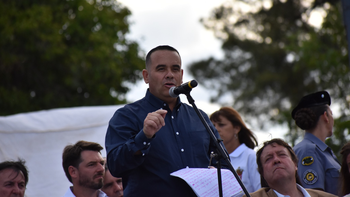 Denunciaron penalmente al intendente de Cinco Saltos, Enrique Rossi por malversación de fondos públicos. | LM Neuquen Denunciaron penalmente al intendente de Cinco Saltos, Enrique Rossi por malversación de fondos públicos.