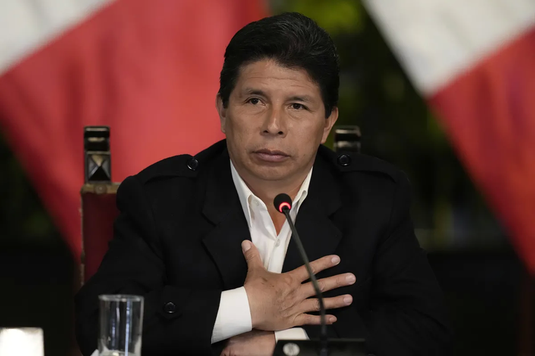 Crisis en Perú: tras ser destituido, Pedro Castillo quedó detenido