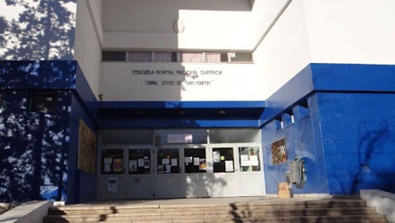 Edificio del actual Colegio San Martín. Foto: internet.