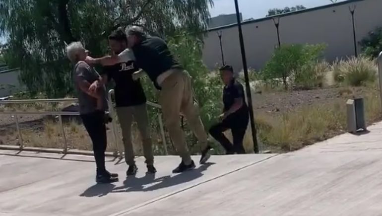 Eduardo Belliboni reclamaba por la libertad de un compañero y terminó a las piñas