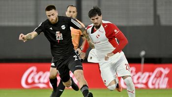 lo grito todo river: agonica victoria de independiente sobre riestra en la pelea por las copas lo grito todo river: agonica victoria de independiente sobre riestra en la pelea por las copas