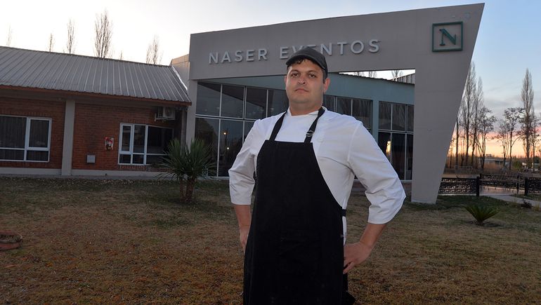 Llegó a Neuquén por amor y puso de pie a un restaurante con sus recetas