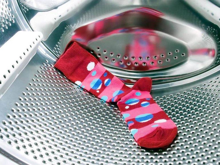 ¿Lavás bien tus medias? Una científica reveló el error más frecuente
