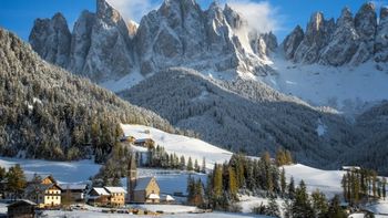 Voluntarios vivirán un mes en los Alpes italianos. Voluntarios vivirán un mes en los Alpes italianos.