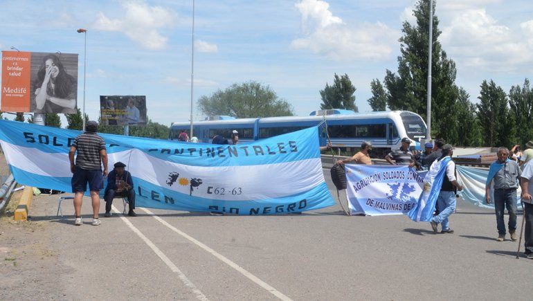 Puente carretero: por tiempo indeterminado se mantendrá el corte