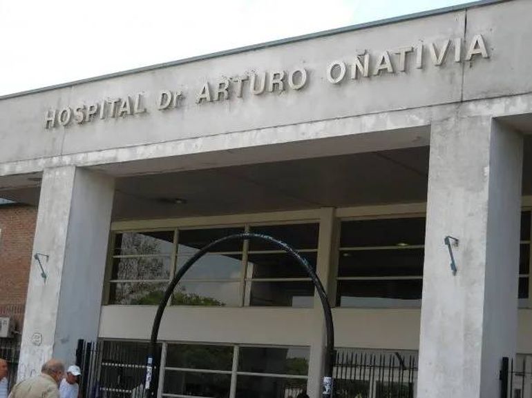 El vecino baleado por el policía se encuentra internado en grave estado. El vecino baleado por el policía se encuentra internado en grave estado.