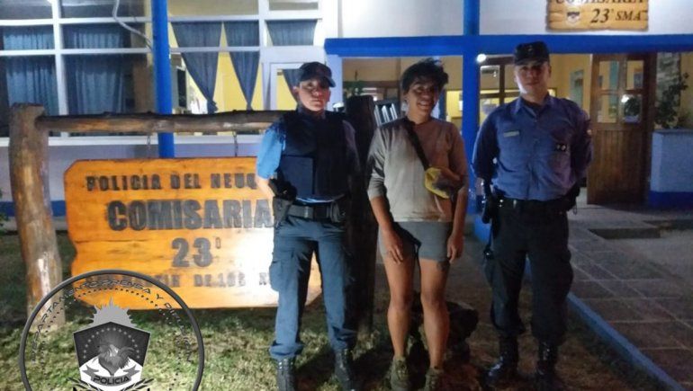 Apareció la turista y dijo que estaba sin señal de teléfono