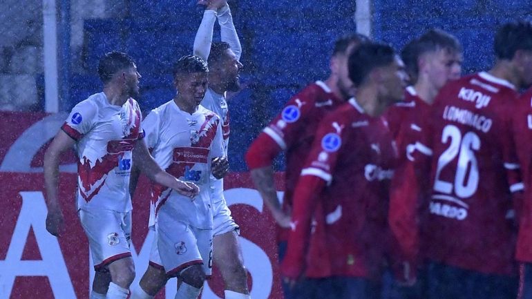 Independiente perdió con Nacional de Potosí