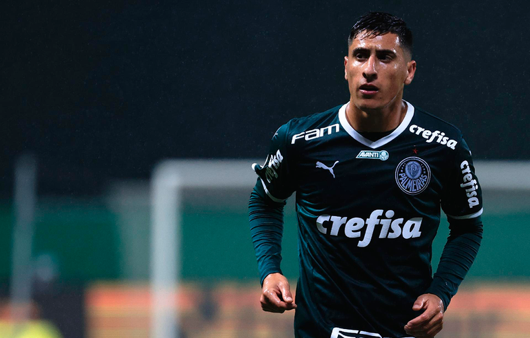 Miguel Merentiel, el delantero con el que sueña el Consejo de Fútbol de Boca.