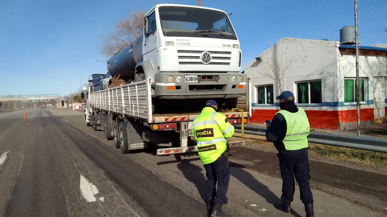 Secuestran un camión ligado a causas de CFK en Chichinales