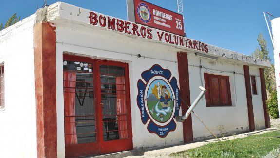 Hackearon el Facebook de los Bomberos para inventar un caso de Covid