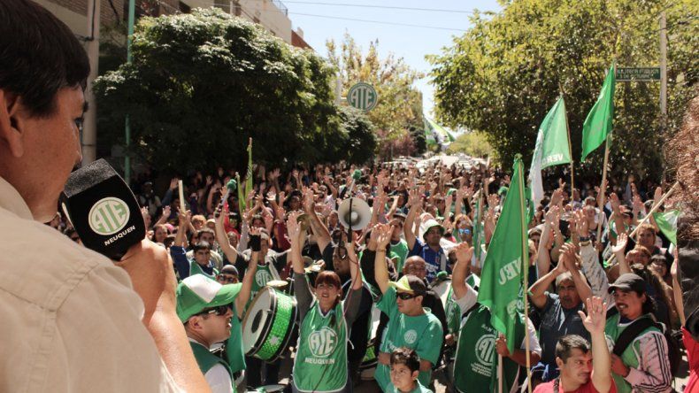 la semana comienza con paro en las escuelas de neuquen: los motivos la semana comienza con paro en las escuelas de neuquen: los motivos