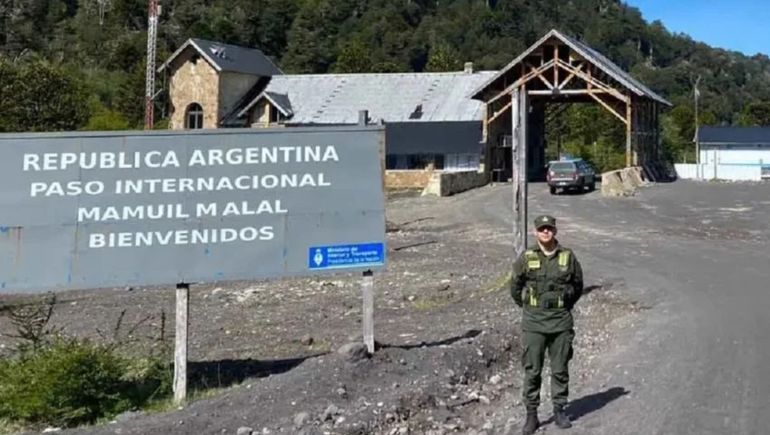 Todo lo que tenés que saber si vas a cruzar a Chile en Semana Santa: demoras, papeles y consejos