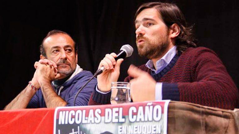 Nicolás del Caño (derecha) junto al diputado Raúl Godoy.