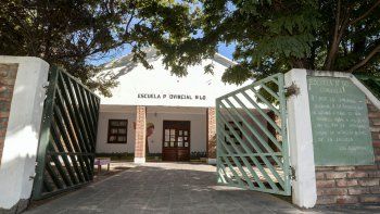 el agua no alcanza en la escuela 60 y estudian rotar los turnos el agua no alcanza en la escuela 60 y estudian rotar los turnos