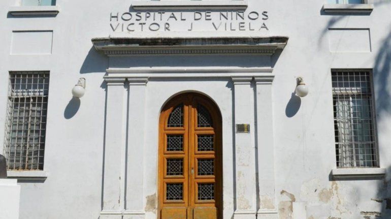 Una beba murió tras quemarse con agua caliente de una pava eléctrica