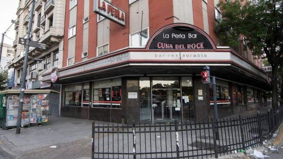 Cierran el bar La Perla