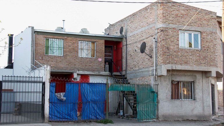 No pagó el alquiler y la dejaron encerrada