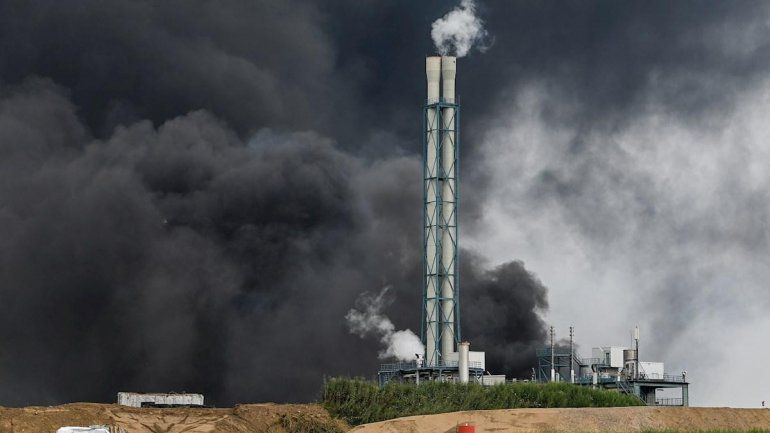Explotó una planta química de Bayer: muertos, heridos y desaparecidos