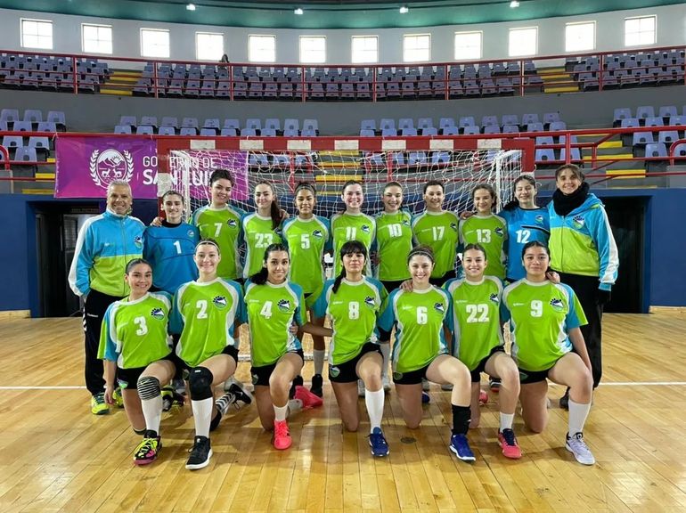 Las chicas del handball femenino de Neuquén son de Primera