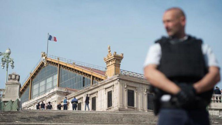 Dos muertos en presunto ataque terrorista en Marsella