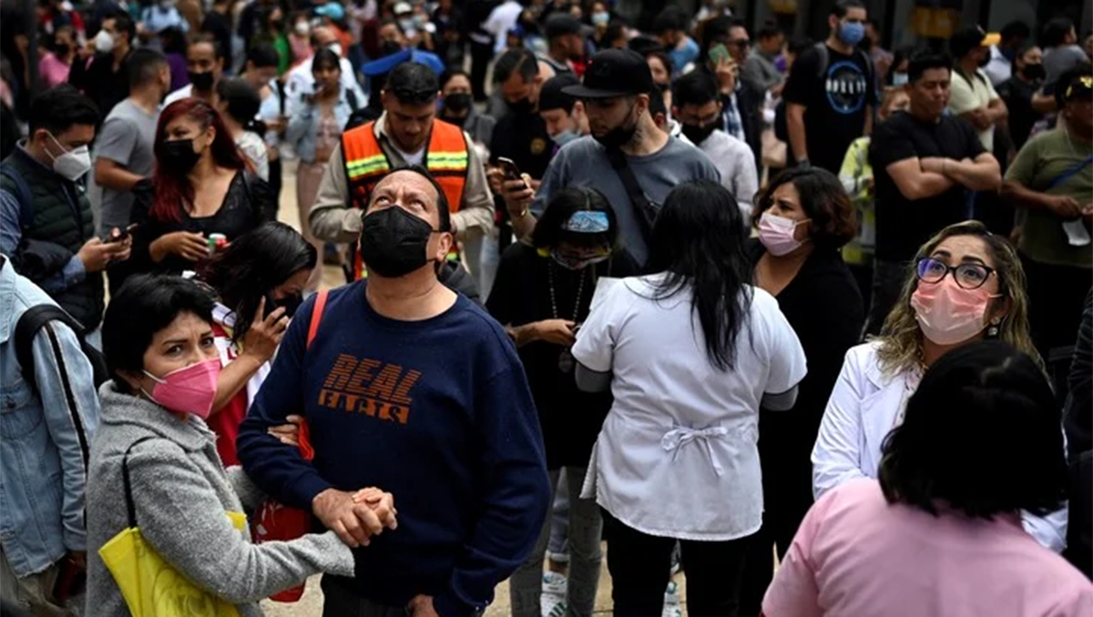 Fuerte sismo sacudió México y dejó al menos un muerto