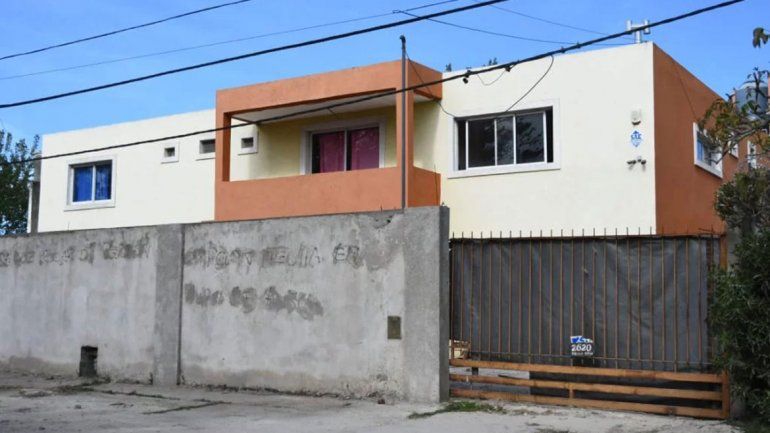 Fiesta caótica: invitó a 80 por Whatsapp ¡pero fueron 800!