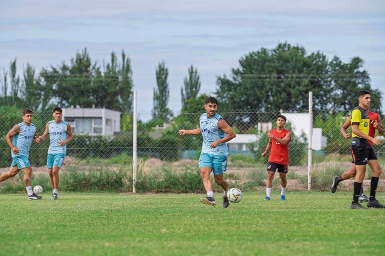 Deportivo Rincón suma goles y rodaje en Mendoza