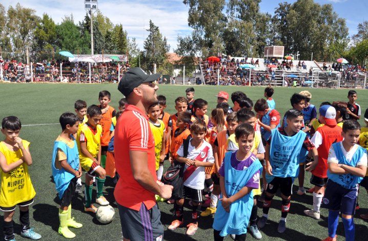 River vino hace poco a probar jugadores. 
