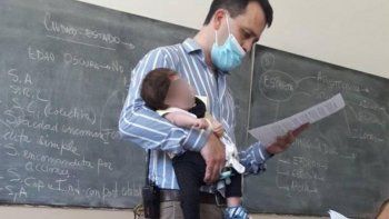 un-profesor-cuidó-a-la-beba-de-una-alumna-para-que-ella-estudiara.jpg