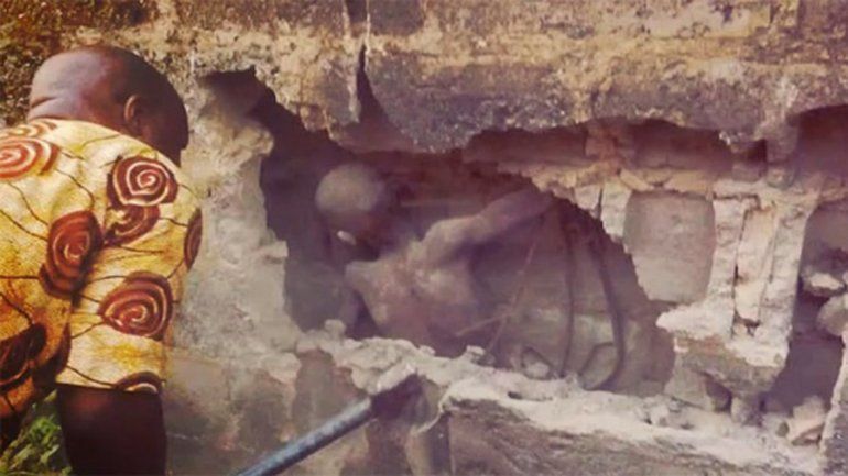 Un chico pasó tres días atrapado en un hueco en la pared