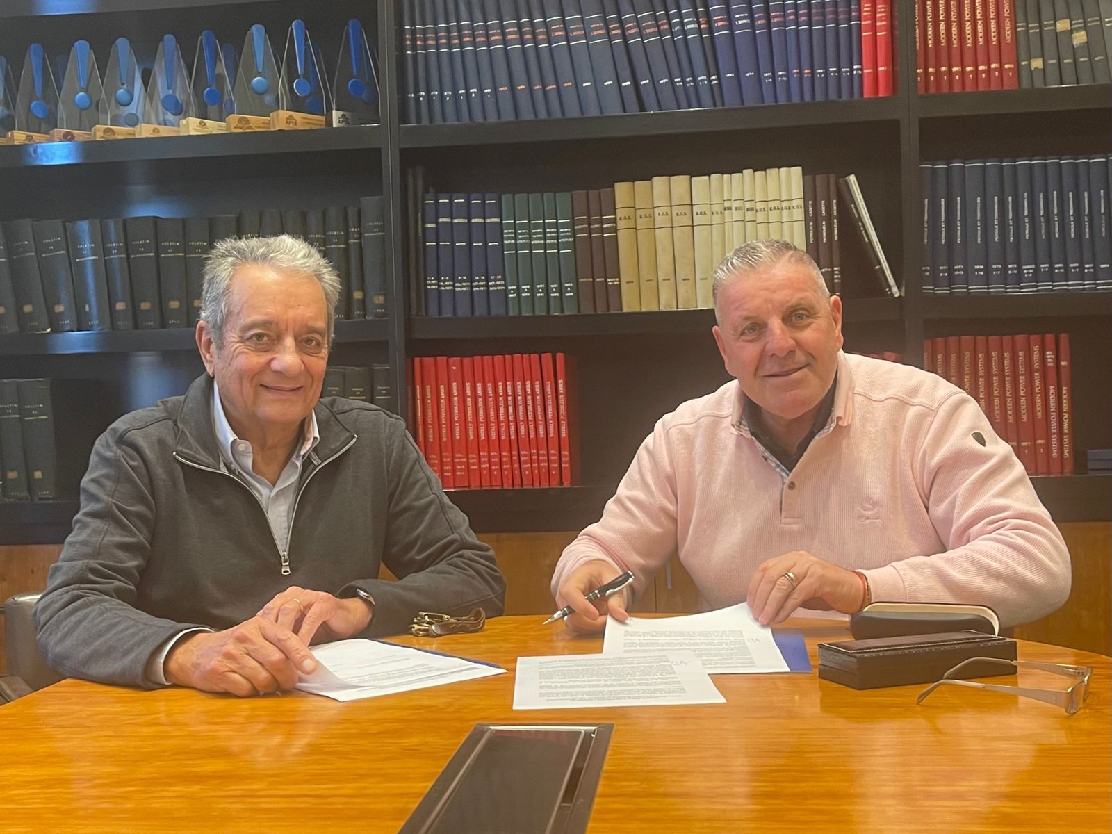 el iapg y la federacion petrolera firmaron un acuerdo