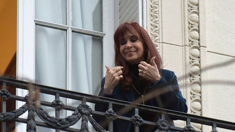 La exmandataria dio un contundente mensaje sobre las medidas del Gobierno  en la antesala de las elecciones legislativas.