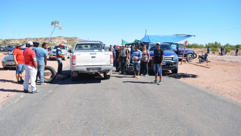 Los trabajadores cortaron la Ruta 6
