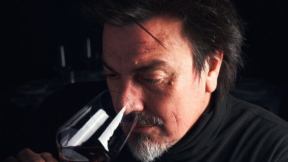 Joe Fernández llega con su show al Hilton Wine Fi