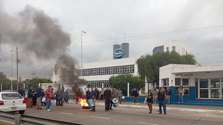 Las protestas de trabajadores de SanCor por sueldos impagos, un postal recurrente de los últimos años.