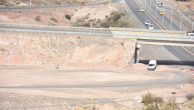 Peligro: para ir a Plottier usan un rulo inhabilitado