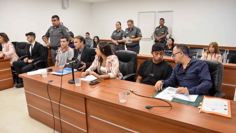 Lo condenaron por patearle la cabeza, pero no irá a prisión