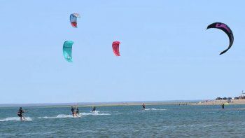 se habilito la practica del kitesurf en neuquen: de que se trata se habilito la practica del kitesurf en neuquen: de que se trata
