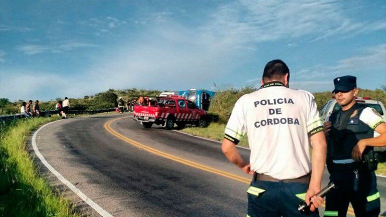 Siete heridos por un vuelco en las Altas Cumbres