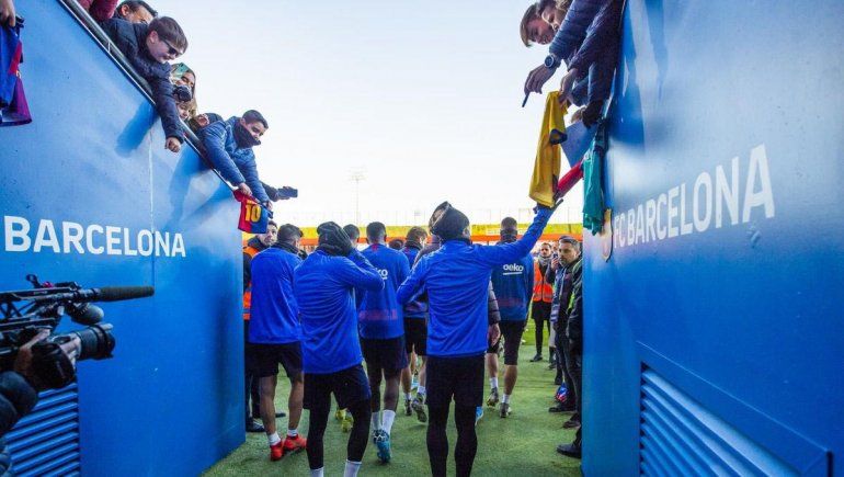 Barcelona se mete en los bolsillos de su plantel de forma drástica