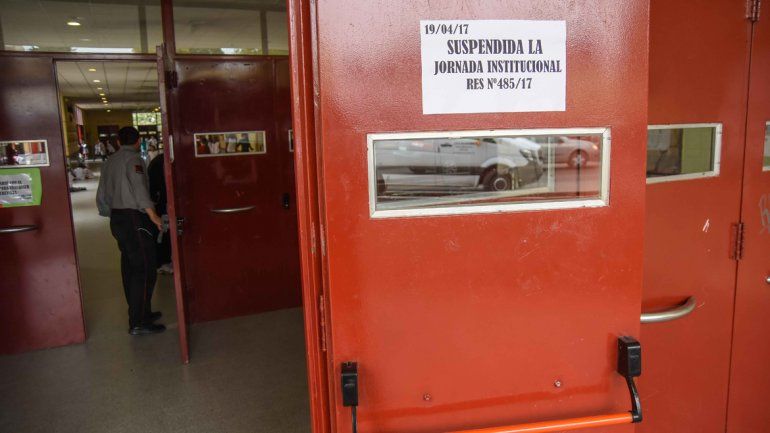 Storioni advirtió sobre posibles sanciones a las escuelas que no dictaron clases 