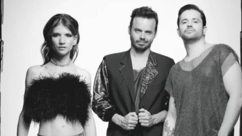 Volvió Erreway: así lloró en su primer concierto Camila Bordonaba