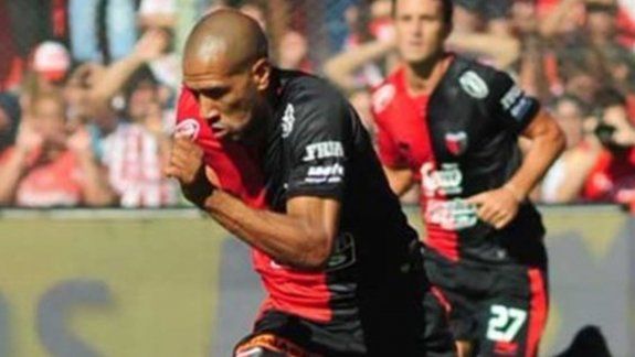 Juegan desde las 14.