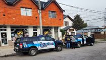 La Policía Federal en Junín de los Andes. La Policía Federal en Junín de los Andes.