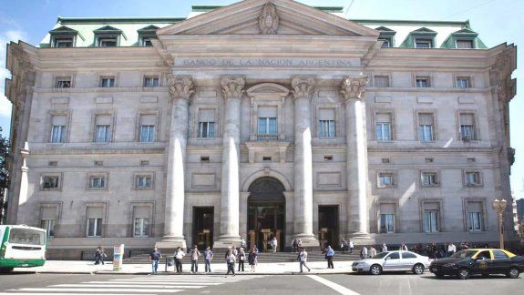 Fue absuelto el hacker que cambió la cotización del dólar en el Banco Nación