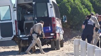 encontraron muerta a debora a metros del camping donde desaparecio: tenia golpes y punaladas encontraron muerta a debora a metros del camping donde desaparecio: tenia golpes y punaladas