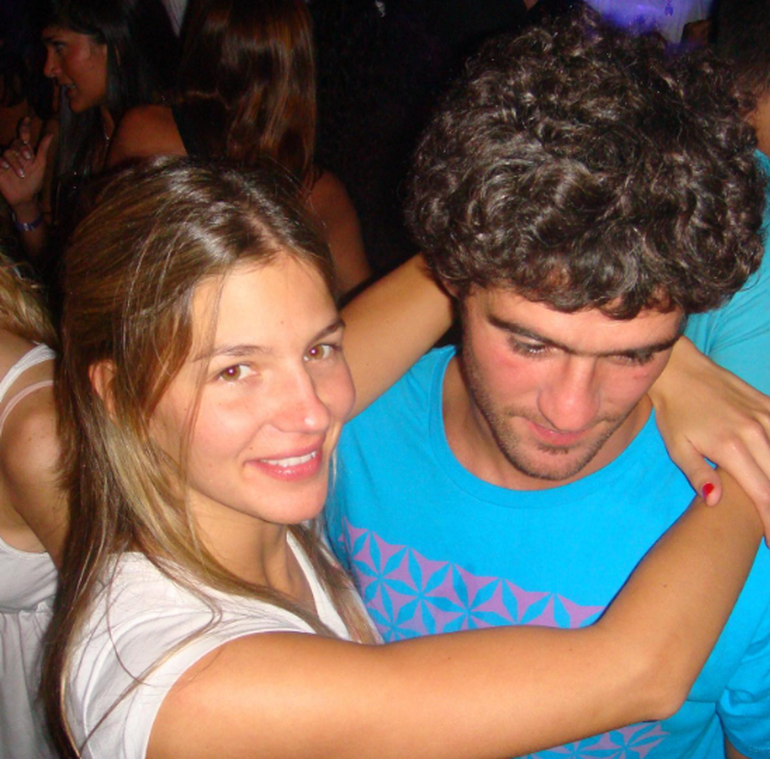 La actriz y el empresario en los comienzos de su romance. La actriz y el empresario en los comienzos de su romance.