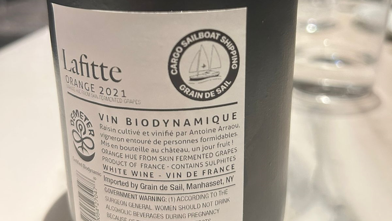 Vinos a vela: el curioso caso de una compañía que cruza el atlántico a soplo natural